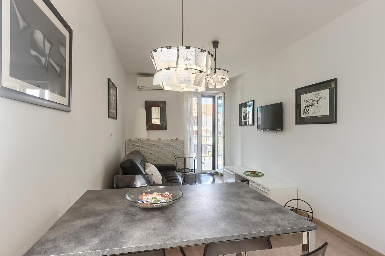 רוביני Apartments Palm View מראה חיצוני תמונה