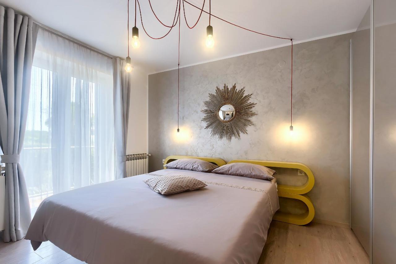 רוביני Apartments Palm View מראה חיצוני תמונה