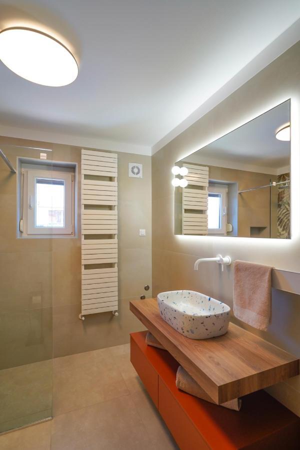 רוביני Apartments Palm View מראה חיצוני תמונה