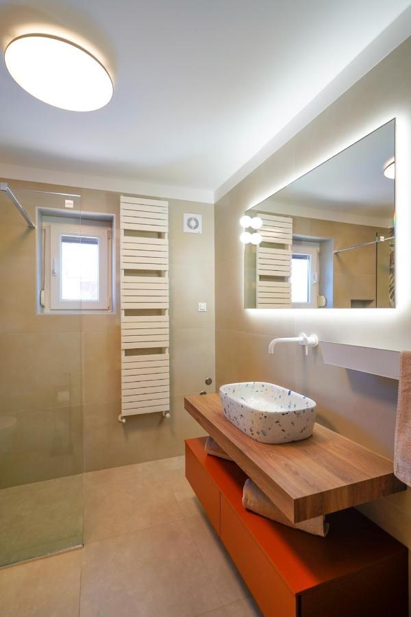 רוביני Apartments Palm View מראה חיצוני תמונה