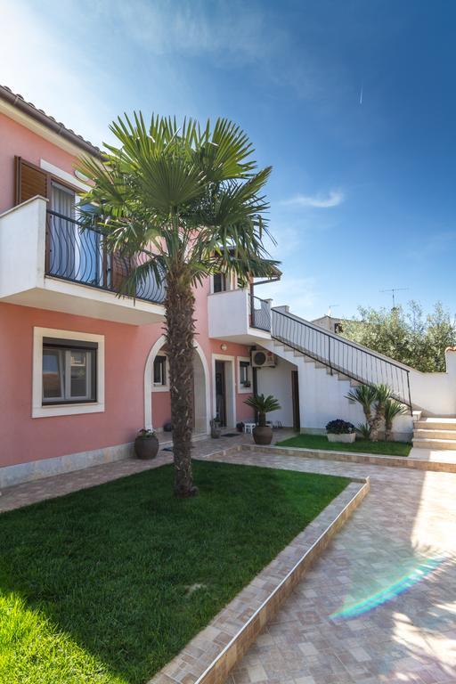 רוביני Apartments Palm View מראה חיצוני תמונה